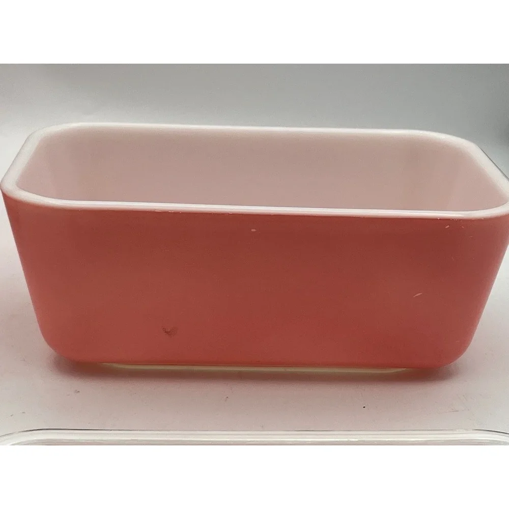 Vintage Pink Pyrex Refrigerator Set  8 pc 501 501 502 503 With Lids
